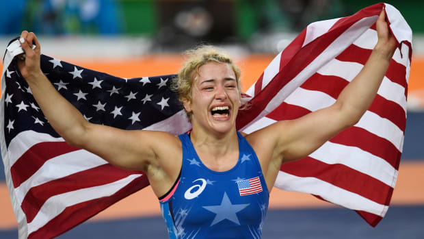 helen-maroulis-first-american-woman-wrestling-gold.jpg